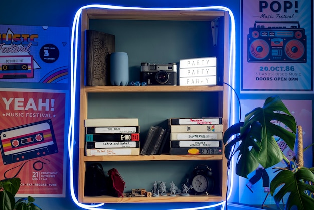 Why Is Vintage Tech Trending? Nostalgia & 90s Gadgets Resurgence in US